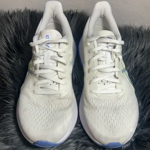 ASICS(WMNS) GT-2000 12 'White Sapphire' Running Sneakers Size 8.5 thumbnail 3