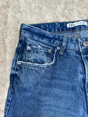 Zara distressed medium wash button-up straight leg denim jeans Size 30 thumbnail 3