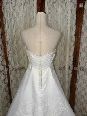Beautiful Vintage 90s Mori Lee Strapless Satin Wedding Gown thumbnail 7