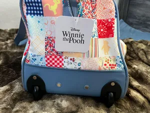Winnie the Pooh luggage thumbnail 5