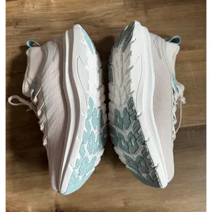 Hoka Kawana Mid Sneaker Womens Size 8B thumbnail 5