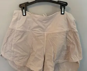 Lululemon speed up 4 inch white Shorts thumbnail 1