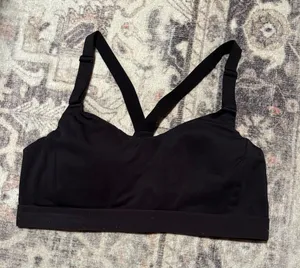 Women’s Black Old Navy Sports Bra thumbnail 1