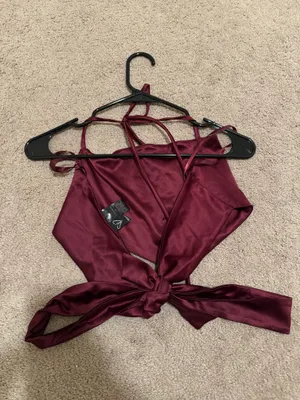 Windsor Halter Bandana Satin Tie Back Top thumbnail 3