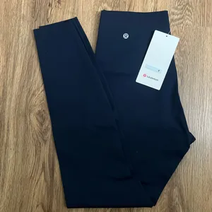 lululemon Glow Up™ Super-High-Rise Tight 28" thumbnail 3