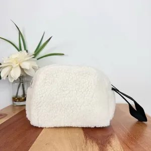 New Kate Spade‎ Sherpa Pouch thumbnail 3