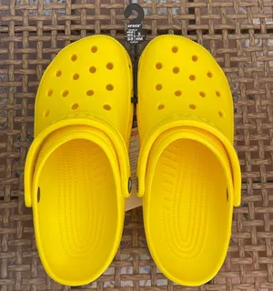 Crocs Lemon Classic Clog thumbnail 1