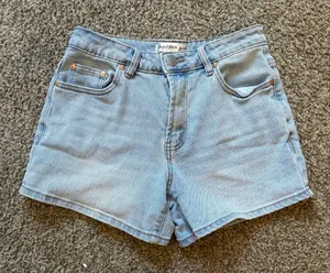 Madden girl denim shorts  thumbnail 1