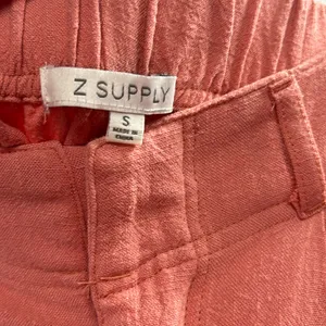 Z Supply Wide Leg Pants in Dusty Rose Pink thumbnail 3