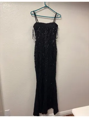 Elegant Black Sequin Embellished Evening Gown with‎ Spaghetti Straps thumbnail 3
