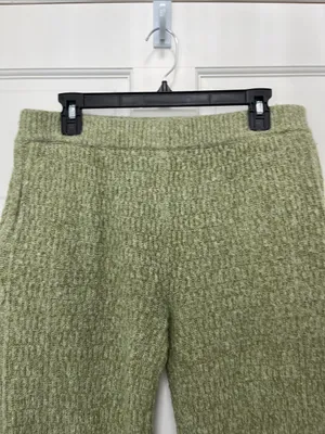 Universal Threads Olive Green Wide Leg Cable Knit Pants - Size Medium thumbnail 10