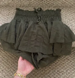 Shein Skort Ruffle thumbnail 1