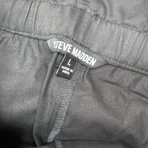 Steve Madden Black Belted Paperbag Waist Utility Shorts‎ Size Large thumbnail 4
