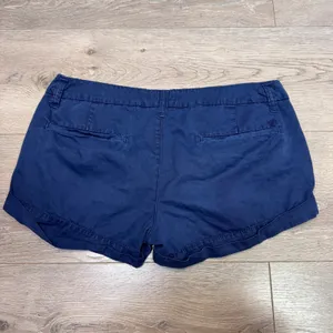 American Eagle Outfitters Navy‎ Blue Cotton Chino Shorts Cuffed Size 4 Y2K 2012 thumbnail 3