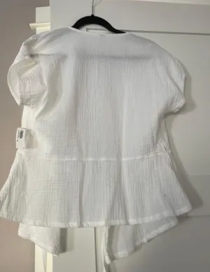 Old Navy White Tie Blouse thumbnail 1
