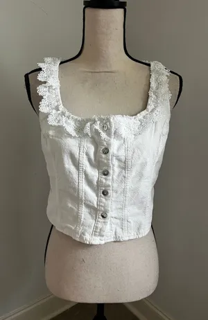 White Lace Trim Sleeveless Top Medium Cottagecore Coquette Boho Chic Milkmaid thumbnail 1