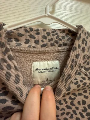 Abercrombie Soft Collection Leopard sweater thumbnail 3