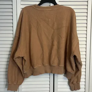 aerie | size large brown khaki ribbed crewneck thumbnail 4
