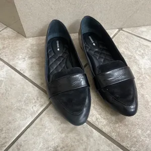 Birdies sparrow Black Leather Suede Pointed Toe Loafer‎ Flats Womens Size 8 thumbnail 2