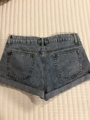 Low-Rise Denim Edikted Shorts thumbnail 3