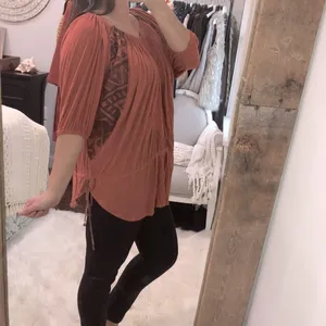 Free People size xsmall oversized boho rust colored embroidered top thumbnail 4