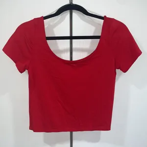 Red crop top Size L thumbnail 4