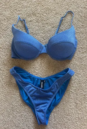 Triangl Bikini Set thumbnail 1