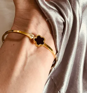 Anthropologie 18K Clover Bangle thumbnail 4
