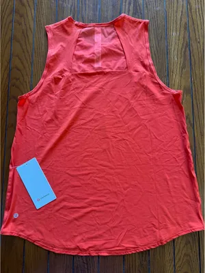 Lululemon Sculpt Tank Cherry Ember Size 10 NWT thumbnail 2