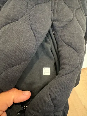 Lululemon Quilted Bomber Jacket in Black Size 6 thumbnail 3