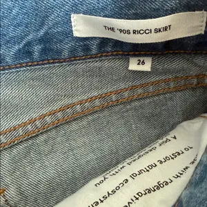 NEW Aritzia Denim Forum The '90s Ricci denim skirt 26 thumbnail 7