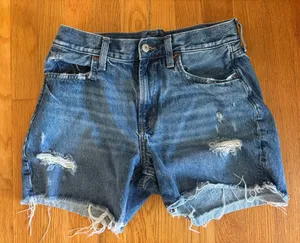 Old Navy High Rise Slouchy Straight Denim Shorts - Women’s Size 4 thumbnail 1