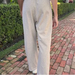 Brandy Melville Autumn Tie Sweatpants thumbnail 3