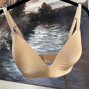 Skims WIRELESS‎ Form Lightly lined Bra Sand Cream NWOT 40DDD thumbnail 3