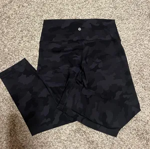 Lululemon Leggings thumbnail 2