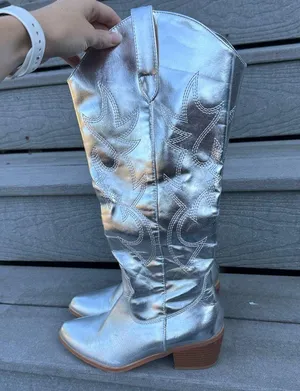 Silver Metallic Cowgirl Boots Cute Country Western Fashion Rave, Festival thumbnail 3