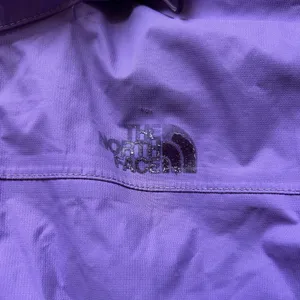 North Face DryVent Women's Small Purple Hood Waterproof Rain Jacket Windbreaker thumbnail 6