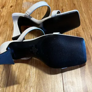 Nine West white open toe heels thumbnail 4