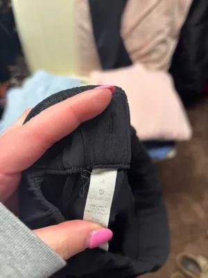Lululemon Joggers thumbnail 3