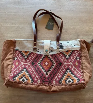 Myra Bags Enamor Weekender Bag thumbnail 1