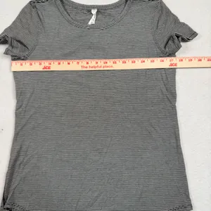 Lululemon Love Tee Womens 4 Black‎ White Striped Pima Cotton Short Sleeve Shirt thumbnail 4
