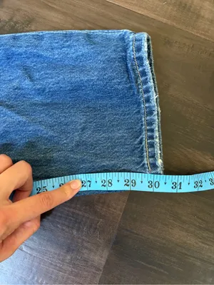 Levi’s Mid-Rise Straight Leg Distressed Blue Women's Jeans size 25 100% cotton thumbnail 6