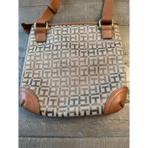 Vintage Tommy Hilfiger Crossbody bag. Brown Canvas Adjustable‎ Strap thumbnail 5