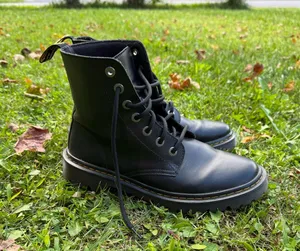 Luana Dr. Martens Boots thumbnail 5