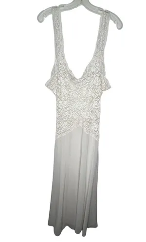 Vintage Victoria's Secret‎ Lace Sheer Negligee thumbnail 1