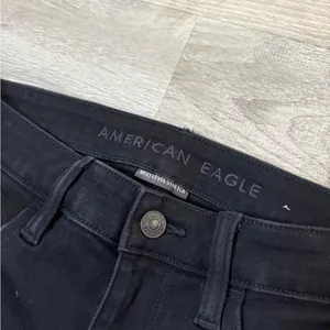 •American Eagle• Black Distressed Jegging Jeans thumbnail 8