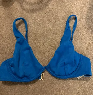 Hollister Swim Top thumbnail 1