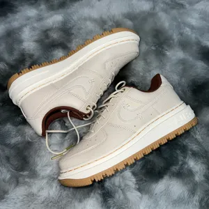 Nike Air Force 1 Lux thumbnail 7