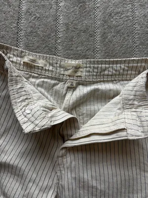 Universal Threads Pants thumbnail 2