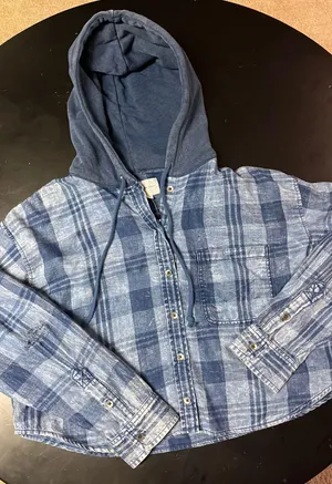 American Eagle Outfitters Crop Flannel NWT thumbnail 1